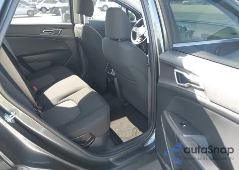 2023 Kia Sportage Hybrid Lx z USA, uszkodzony, nr VIN KNDPUCAG7P7039735